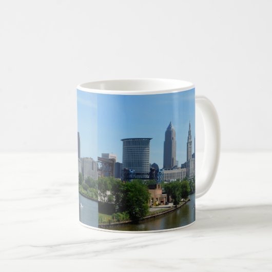 Cleveland Ohio River Skyline Tasse (VorderseiteRechts)