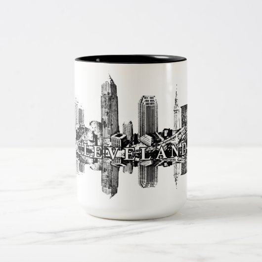 Cleveland, Ohio skyline, schwarz Zweifarbige Tasse (Mittel)