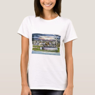 Cleveland Stadium-Skyline an der Dämmerung, T-Shirt