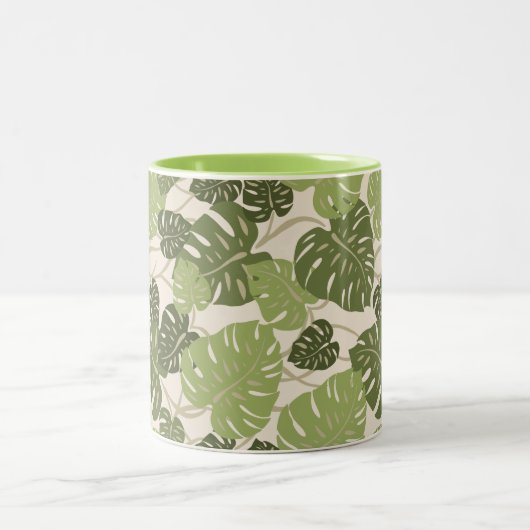 Cliff Hanger Hawaiian Monstera Leaf Zweifarbige Tasse (Mittel)