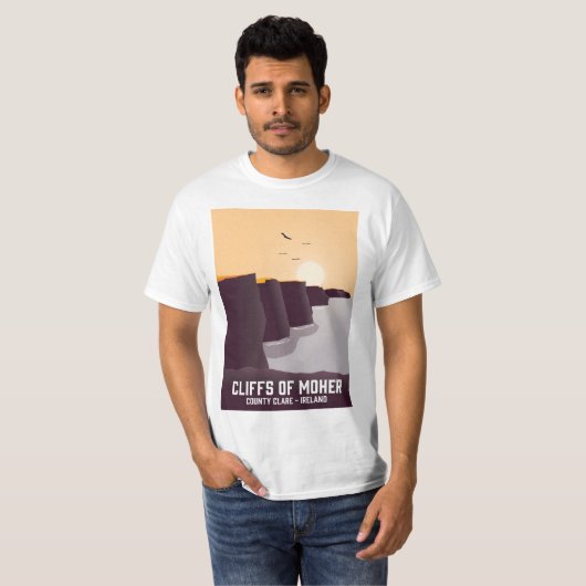 Cliffs of Moher Landkreis Clare, Irland. T-Shirt (Vorne ganz)