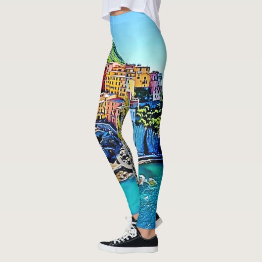 Cliffside Dreams: Manarolas Farben Leggings (Links)