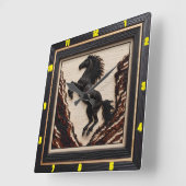 Cliffside Majesty: Charred Wood Mustang Quadratische Wanduhr (Winkel)