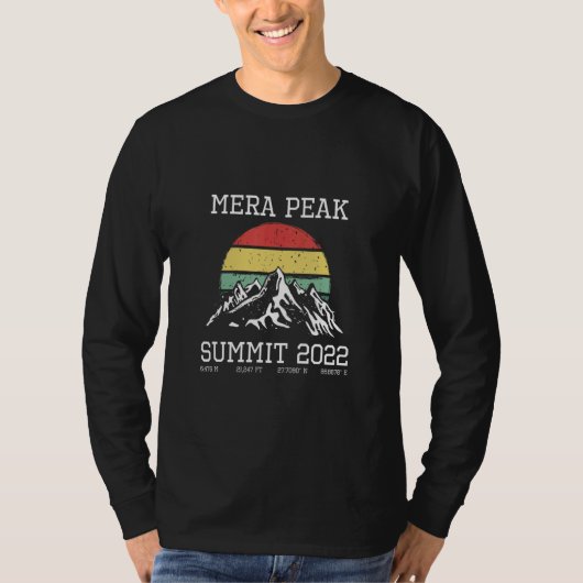 Climbed Mera Peak Summit 2022 Hike Nepal Sun Hikin T-Shirt (Vorderseite)