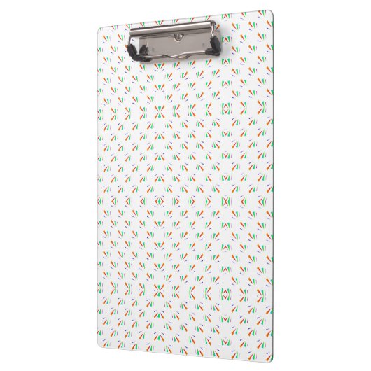 clipboard with a repeating pattern klemmbrett (Links)