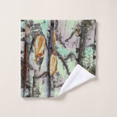 Close-up scene of birch log stumps, rustic charm badhandtuch set (Waschlappen)