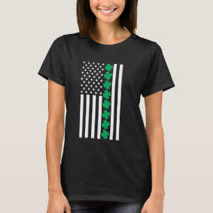 Closing American Flag Kleeblatt St Patricks Day Ir T-Shirt