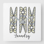 Clothespin Wall Clock Quadratische Wanduhr (Vorderseite)