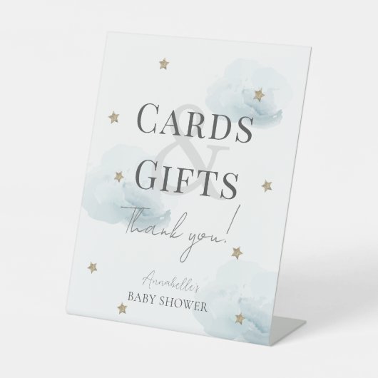 Cloud 9 Blue Clouds Boy Babyduschkarten & Geschenk Sockelschild (Vorderseite)