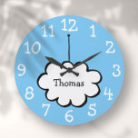 Cloud auf einem Personalisierten String-Namen Große Wanduhr<br><div class="desc">Ideal für Kinderzimmer,  Schlafzimmer oder jedes Zimmer in Ihrer Zuhause. Ein niedliches,  lustiges Design mit einer Wolke auf einer Zeichenkette,  personalisieren Sie mit dem Namen eines geliebten Menschen und passen Sie Ihre Lieblingsfarbe an,  um ein einzigartiges Geschenk zu schaffen. Entwickelt von Thisisnotme©</div>