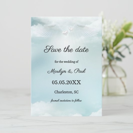 Cloud Nine Angel Wings Foto Save the Date (Stehend Vorderseite)
