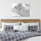 Cloud-Vorstöße auf der Insel Jan Mayen Leinwanddruck (Insitu (Schlafzimmer))