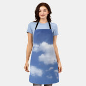 clouds in blue sky  schürze (Getragen)