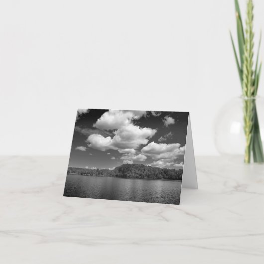 Clouds Over Lake Black and White Note Card Dankeskarte (Vorderseite)