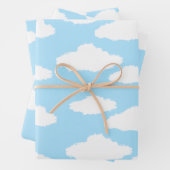 Clouds Wrapping Paper with Blue Background Geschenkpapier Set (Beispiel)