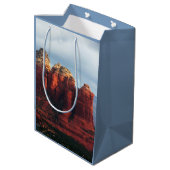 Cloudy Coffee Pot Rock in Sedona Arizona Mittlere Geschenktüte (Rückseite Schrägansicht)