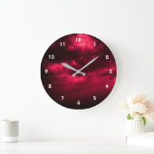 Cloudy Dark Red Sky Große Wanduhr (Zuhause)