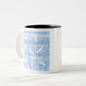 Cloudy Feathers Zweifarbige Tasse (Vorderseite Links)