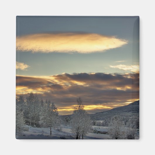 Cloudy Mothership Magnet (Vorne)