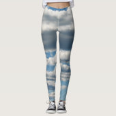 Cloudy Skies Blau und Weiße Leggings (Vorderseite)