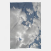 Cloudy Skies Kitchtuch Handtuch (Vertikal)