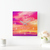 Cloudy Skies Make Beautiful Sunsets Quadratische Wanduhr (Zuhause)