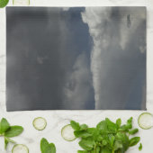 Cloudy Sky Kitchen Handtuch (Gefaltet)