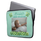 Clover Green Mommy's Little Charmer Laptopschutzhülle (Vorderseite Links)