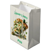 Clover Lovers Pizza St. Patrick’s Day Mittlere Geschenktüte (Vorderseite Schrägansicht)