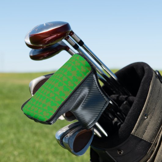 Clover Pattern Golf Headcover (In Situ)