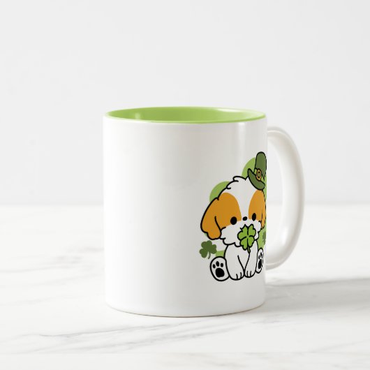 Clover Pup Liebe - St. Patrick's Day Dog Design Zweifarbige Tasse (VorderseiteRechts)