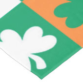 Clovers Tischdecke (Schrägansicht)