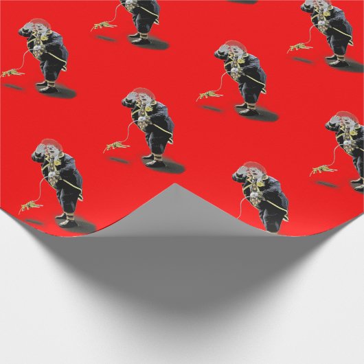 Clown Walking a Rubber Chicken Geschenkpapier (Ecke)
