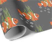 Clownfisch in Blasen und Seetang Geschenkpapier (Rolleneckpunkt)