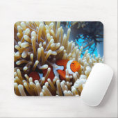 Clownfisch in einem Korallenriff Mousepad (Mit Mouse)