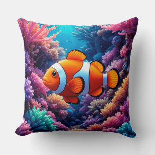 Clownfisch unter den lebendigen Korallenriffen Kissen