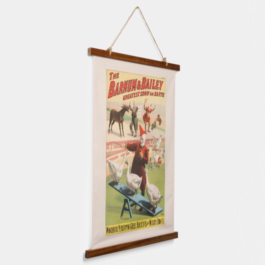 Clowns mit Darstellenden Gänsen, Roosters & Donkey Wandteppich Mit Holzrahmen (Gewinkelt)