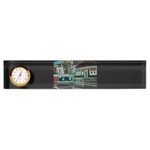 CLRV Neon am Schreibtisch "Namplate" mit Clock Namensplakette
