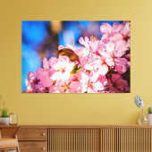 Cluster von rosa Kirschblüten, Blauer Himmel Leinwanddruck (Insitu (Wohnzimmer))
