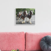 Clydesdales Pulling Carriage Leinwanddruck (Insitu (Wohnzimmer))