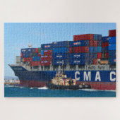 CMA CGM Lavendel Containerschiff und Schlepper Puzzle (Horizontal)