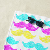 CMY Mustaches Strandtuch (Beispiel)