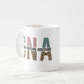 CNA Certified Nursing Assistant Cheetah Print Kaffeetasse (Vorderseite Links)