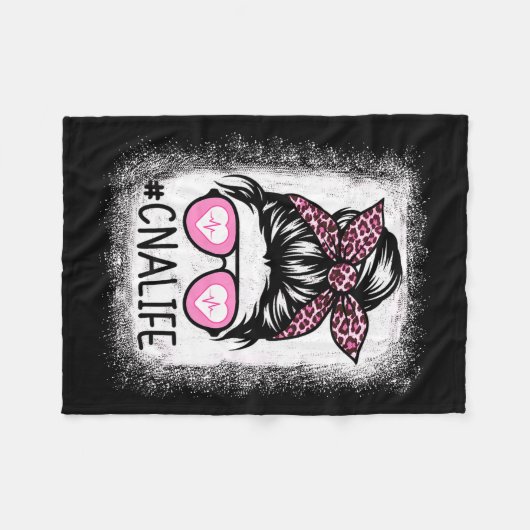 Cna Nurse Life Bleached Shirts Nk Leopard Messy Bu Fleecedecke (Vorderseite (Horizontal))
