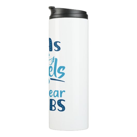 CNAs sind Engel, die Schrott tragen Thermosbecher (Nach rechts gedreht)