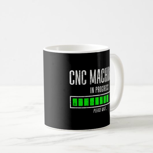 CNC-Machinist im Gange Bitte warten... Kaffeetasse (VorderseiteRechts)