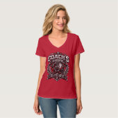 Coach's Code Metallic Fitness Emblem Logo Design T-Shirt (Vorderseite Vollansicht)