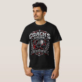 Coach's Code Metallic Fitness Emblem Logo Design T-Shirt (Vorne ganz)