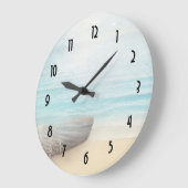 Coastal Beach Scene with Wood Rowboat Große Wanduhr (Winkel)