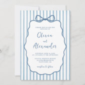 Coastal Blue Whimsical Stripe Bow Wedding Einladung (Vorderseite)